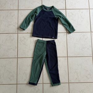 Patagonia Baby Micro D Fleece Crew and Bottoms Toddler (size 4T)